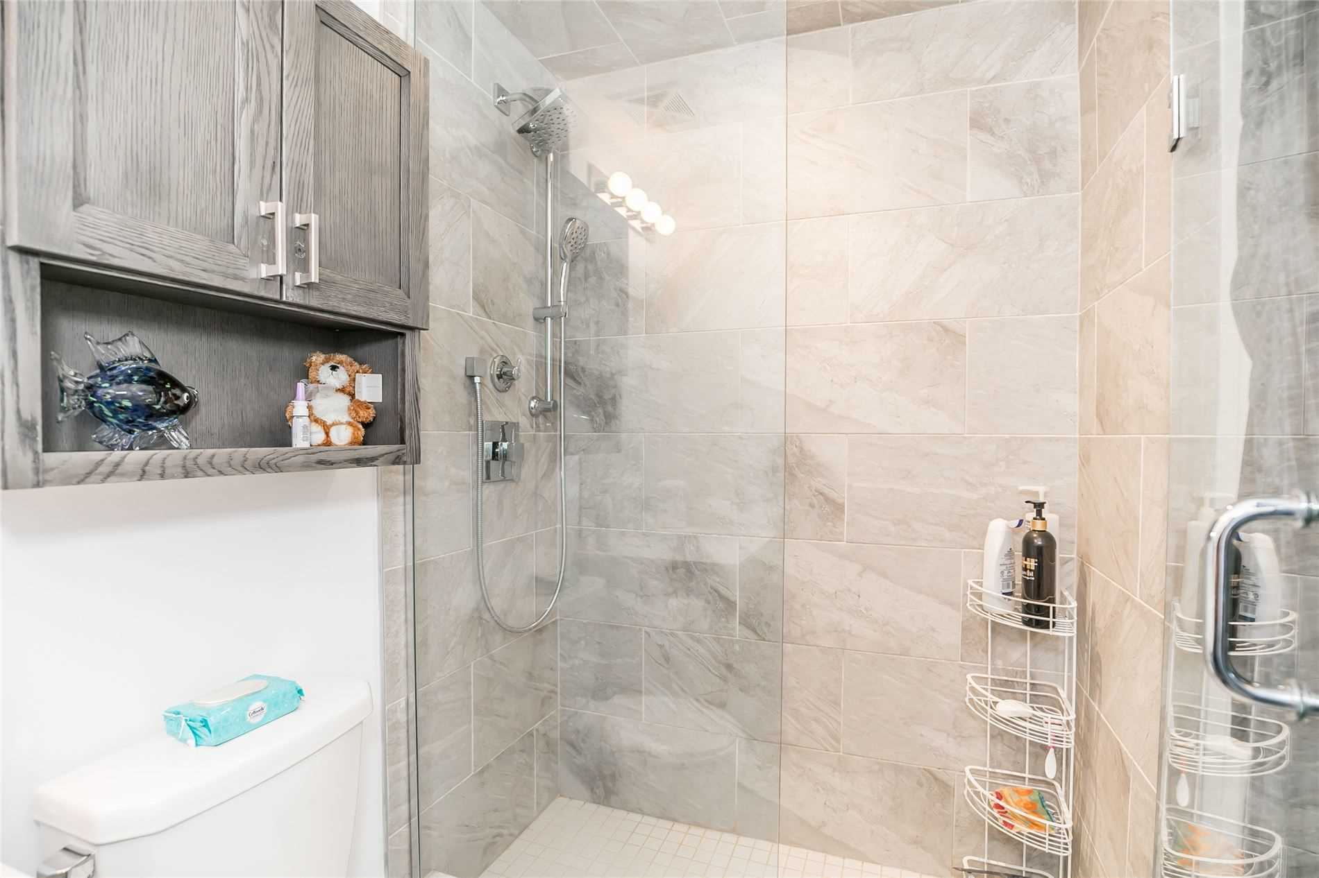 304 Essa Rd, #614