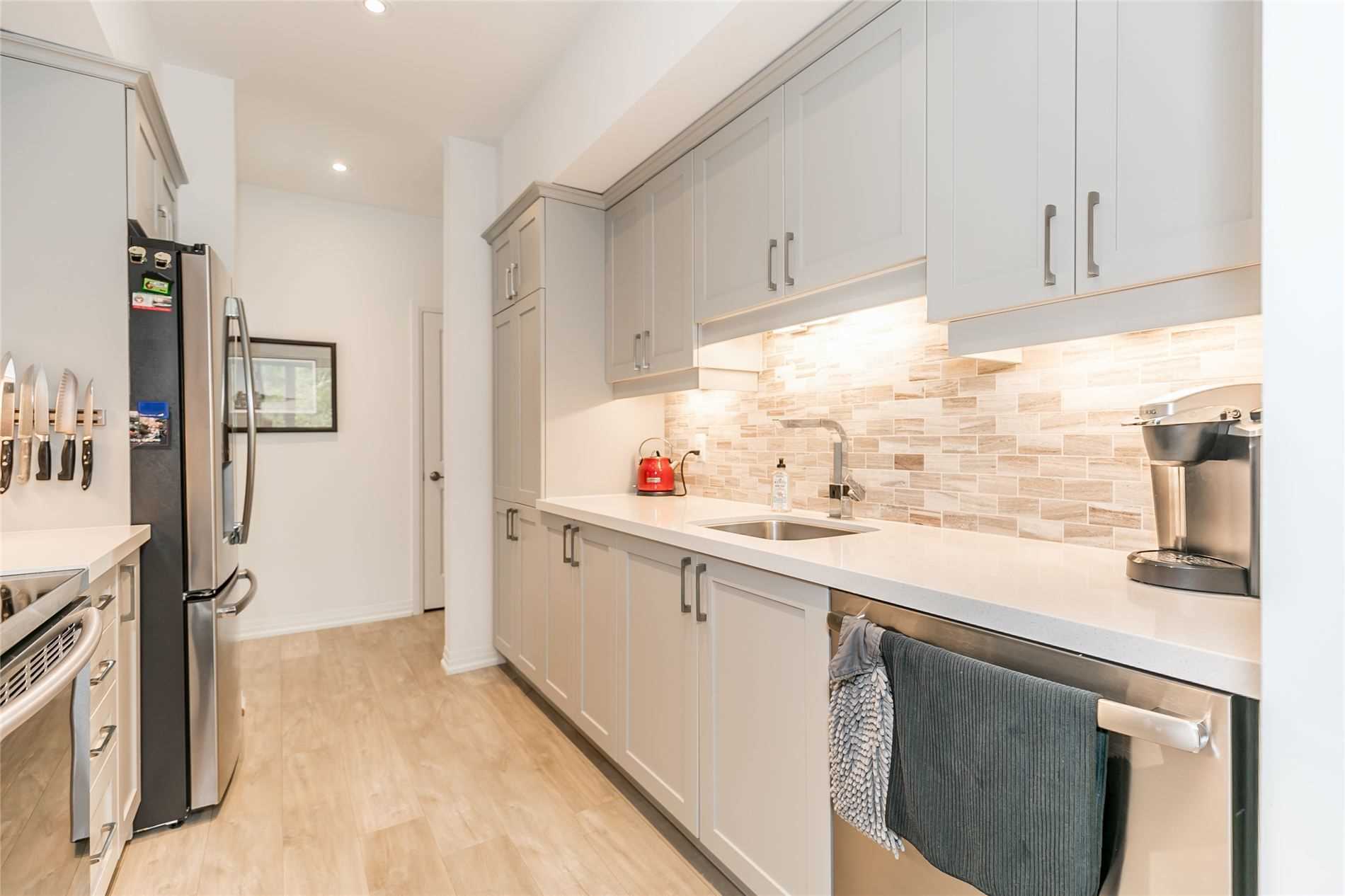 304 Essa Rd, #614