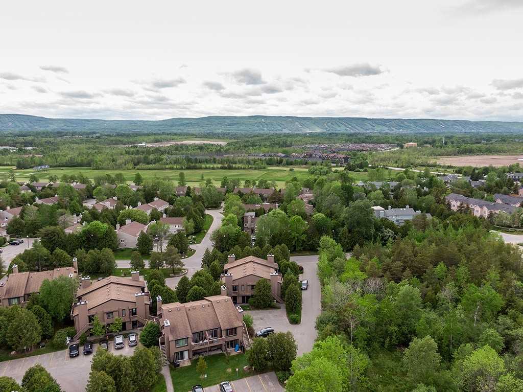 27 Dawson Dr, #130