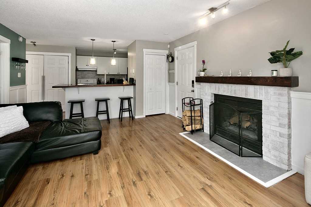 27 Dawson Dr, #130