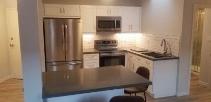 31 Mississaga St W