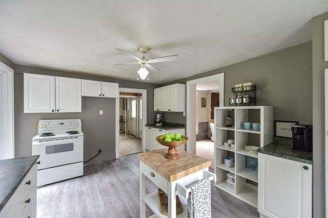159 Cedar Island Rd