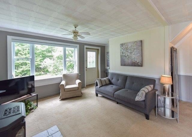 159 Cedar Island Rd
