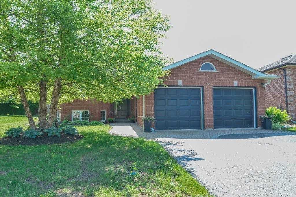 54 Carter Cres