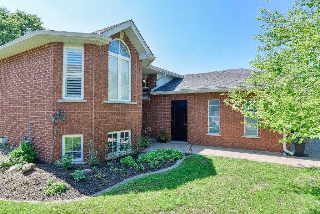 54 Carter Cres