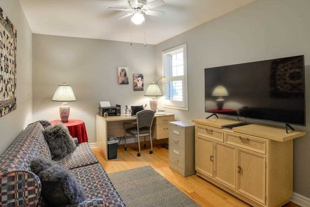 54 Carter Cres