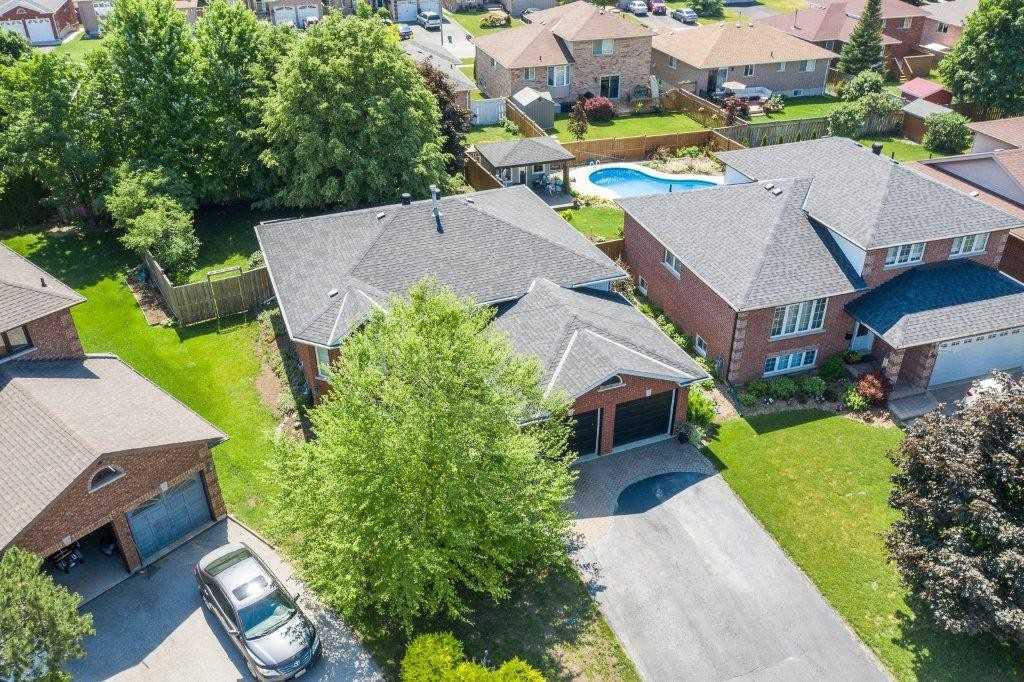54 Carter Cres