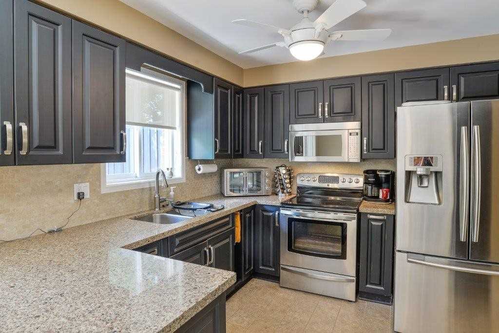 54 Carter Cres