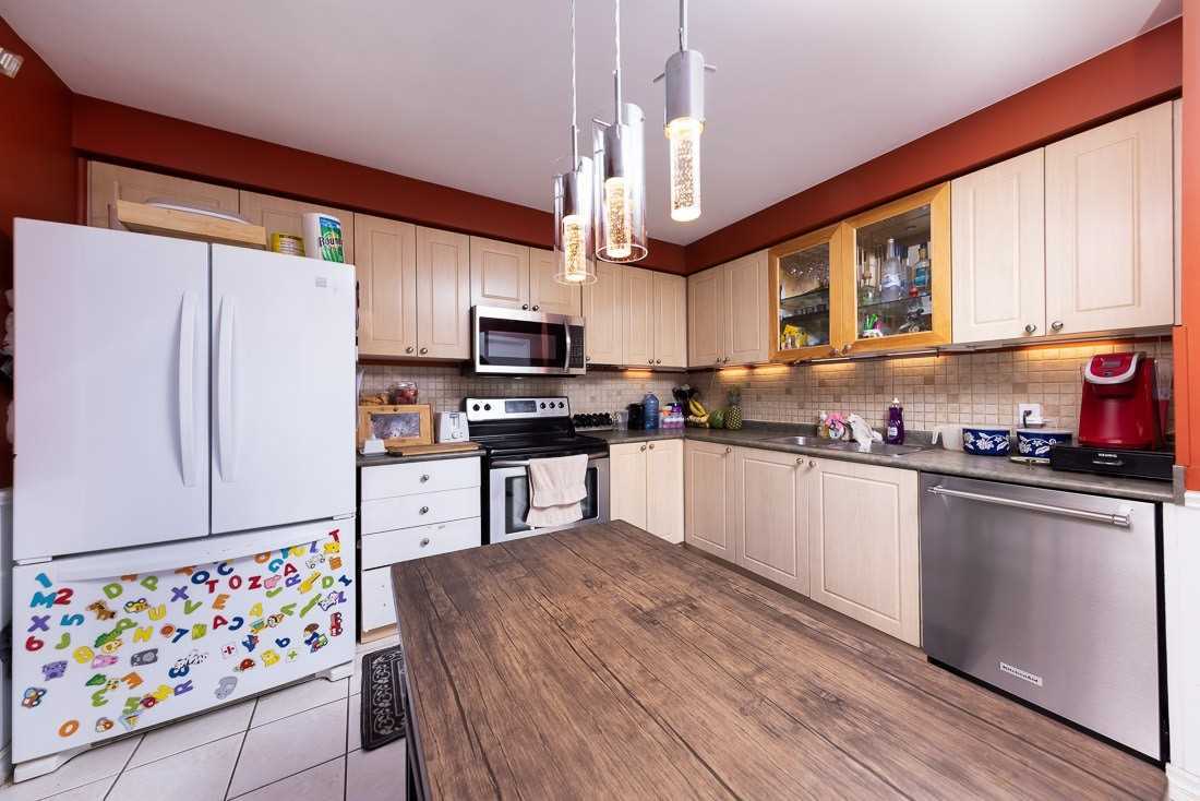 12 Churchland Dr