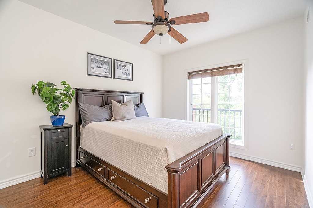 43 Ferndale Dr S, #406