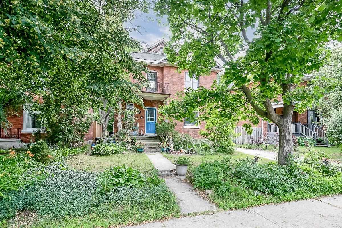 69 William St