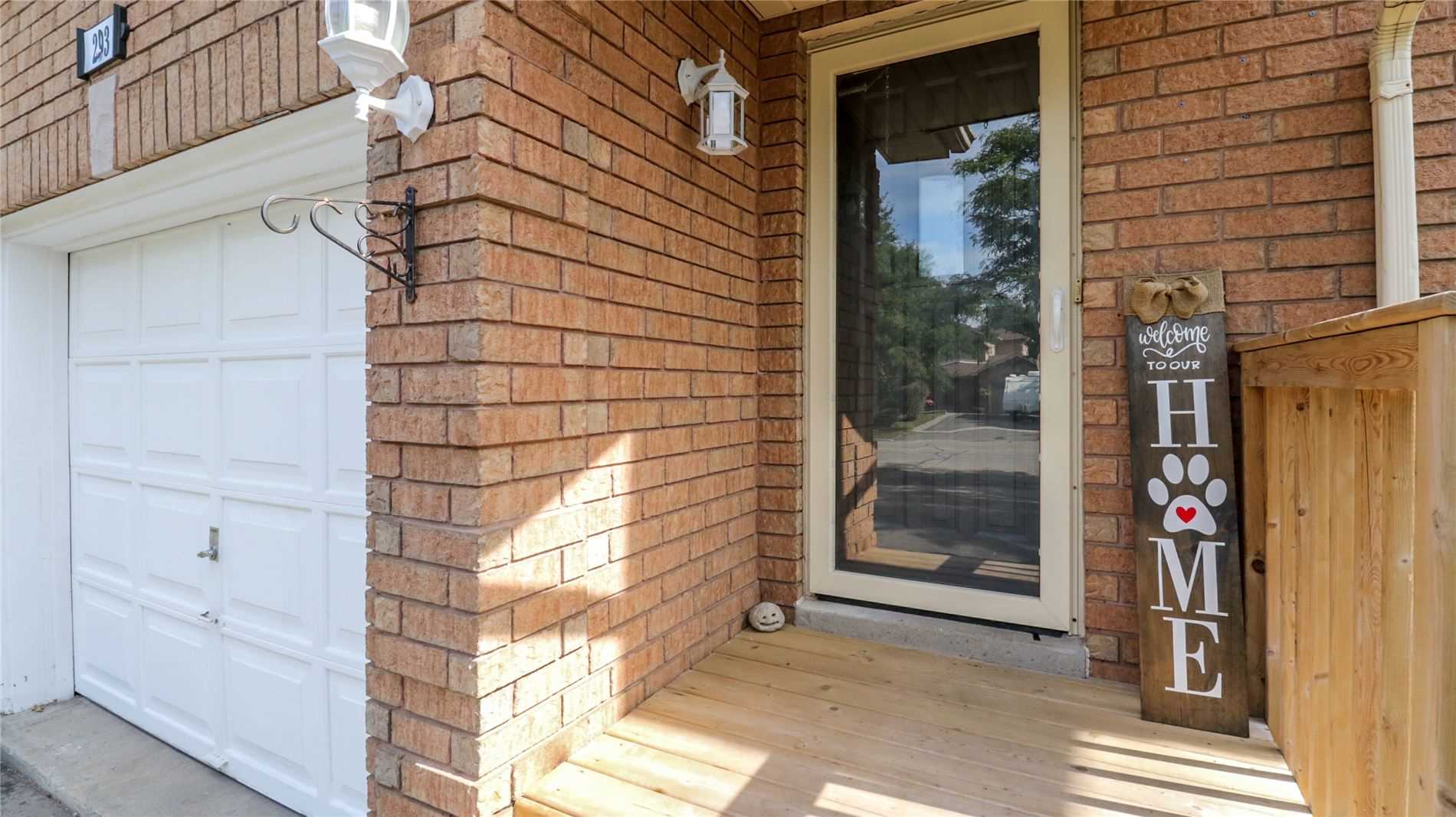 293 Livingstone St W