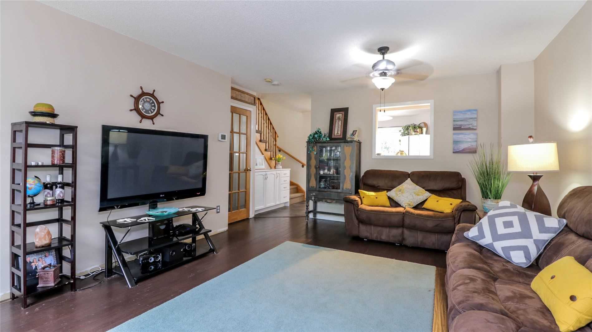 293 Livingstone St W