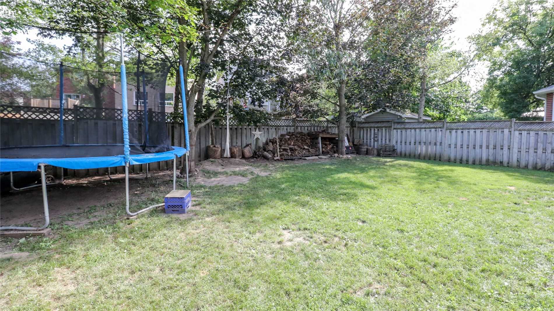 293 Livingstone St W