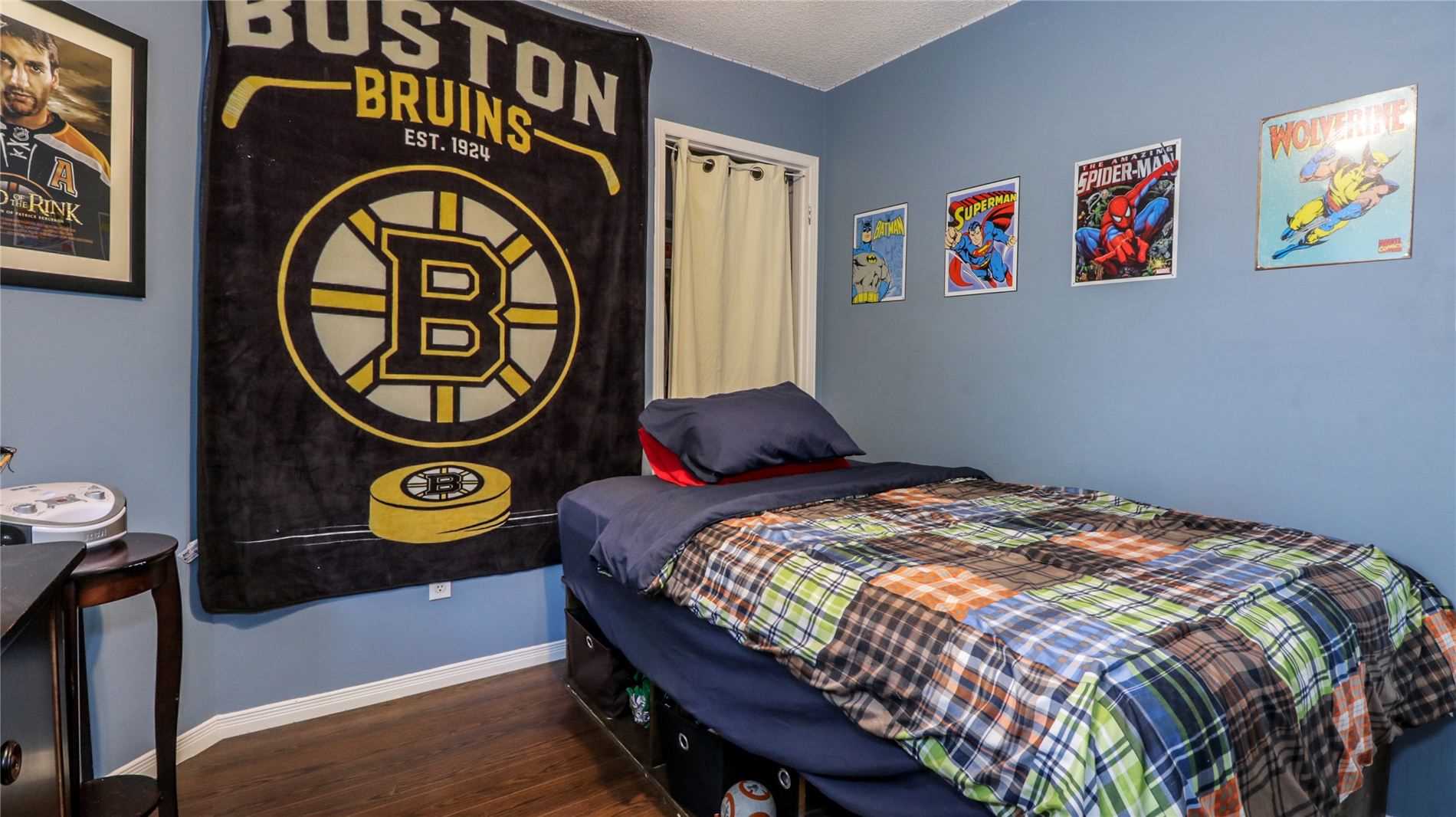 293 Livingstone St W