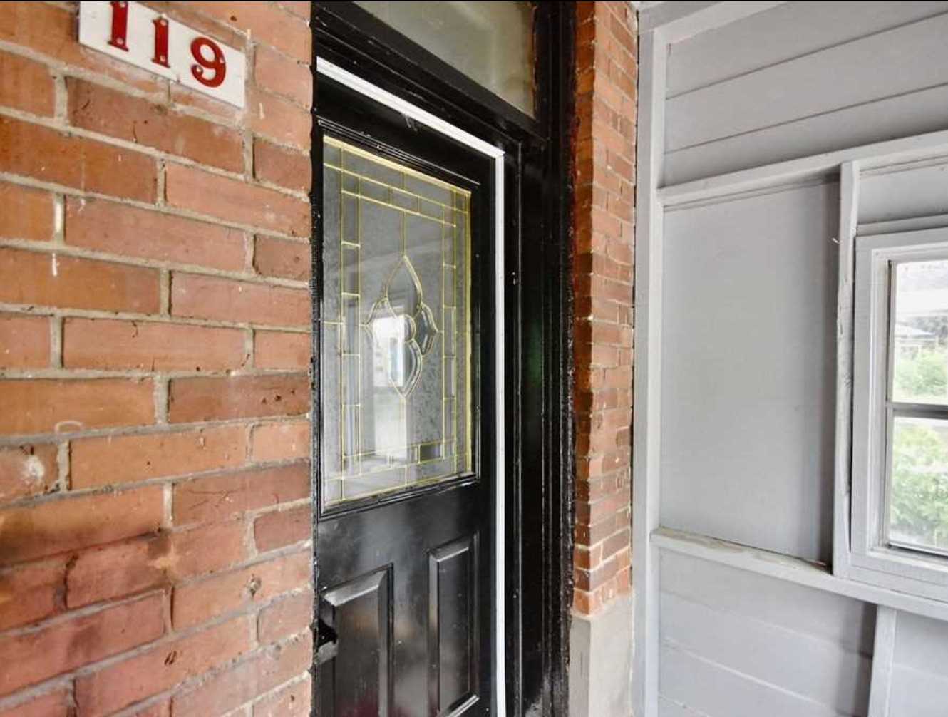 119 Albert St S