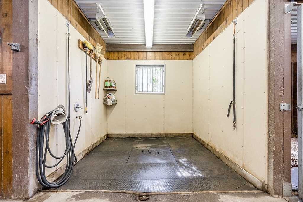 100 Concession 13 W