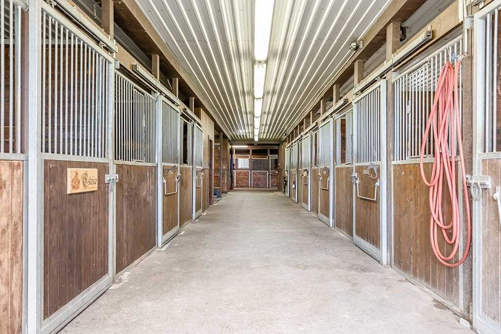 100 Concession 13 W