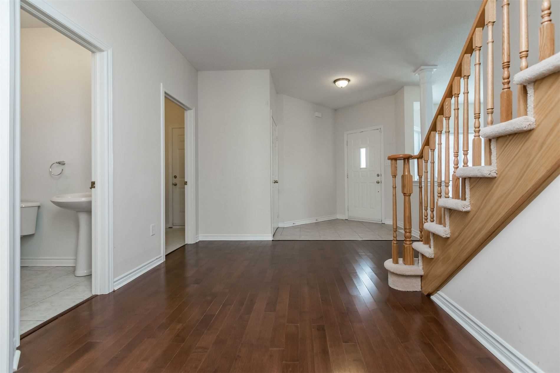 23 Esther Dr