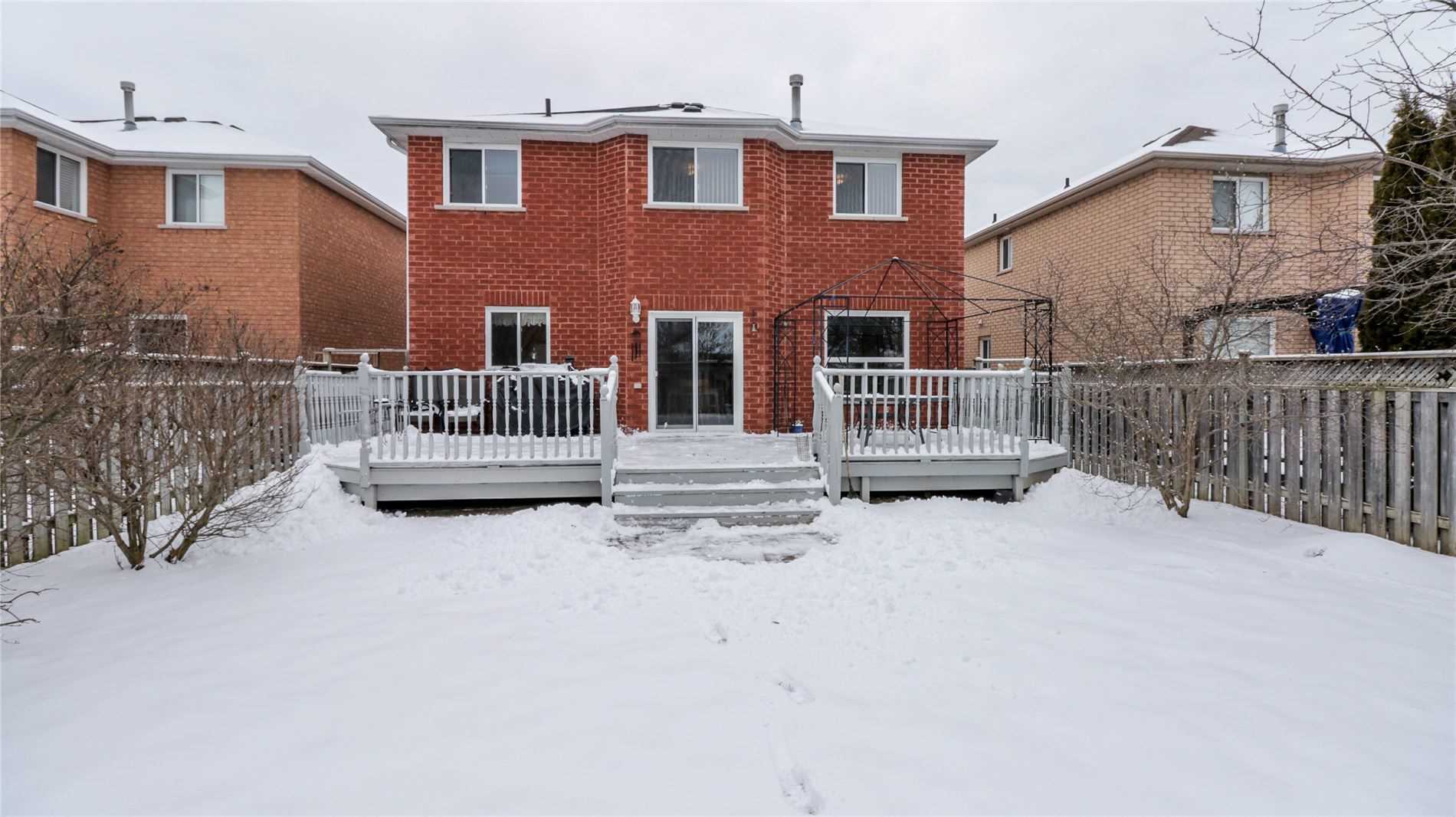 20 Felt Cres