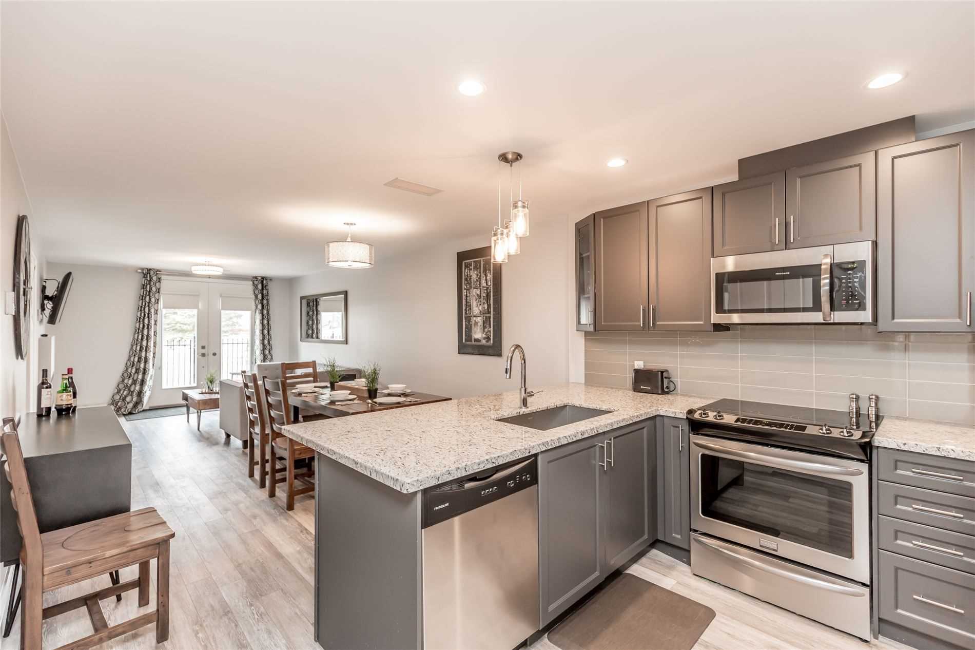 80 Horseshoe Blvd, #G02