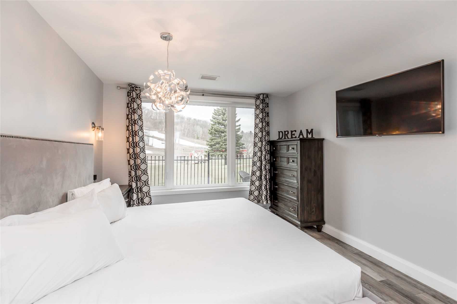 80 Horseshoe Blvd, #G02