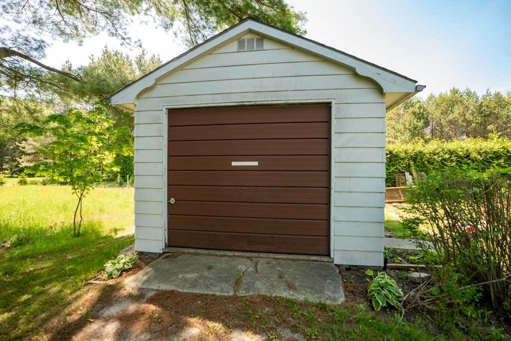 19 Locke Ave