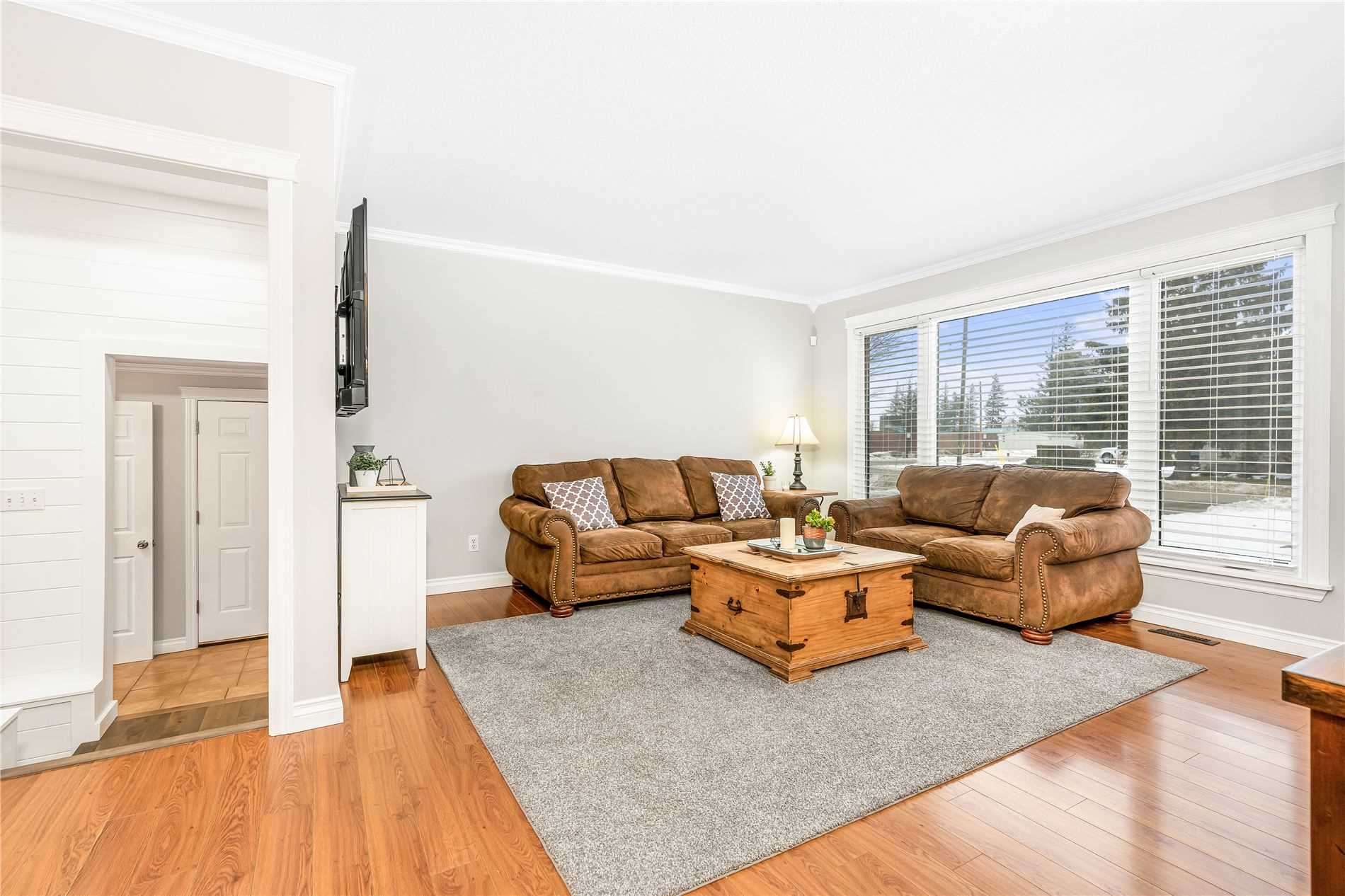 12 Huron St