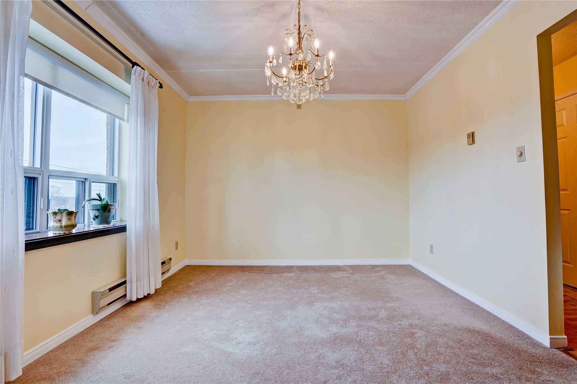 54 Fittons Rd W, #506