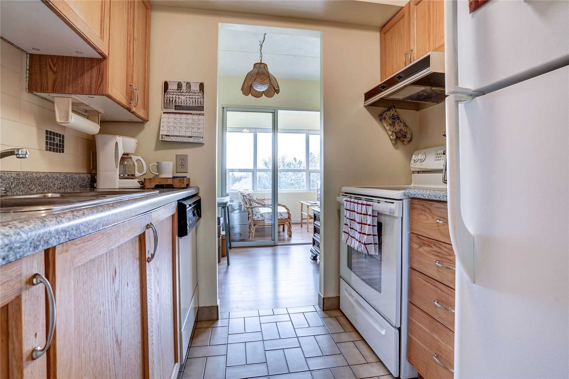 54 Fittons Rd W, #506