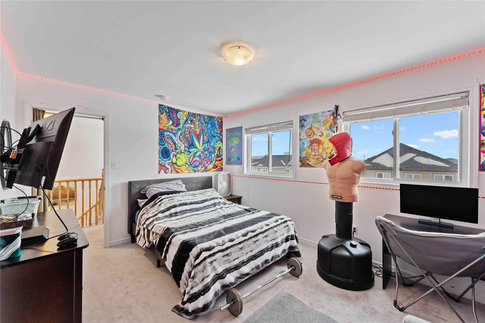 242 Diana Dr