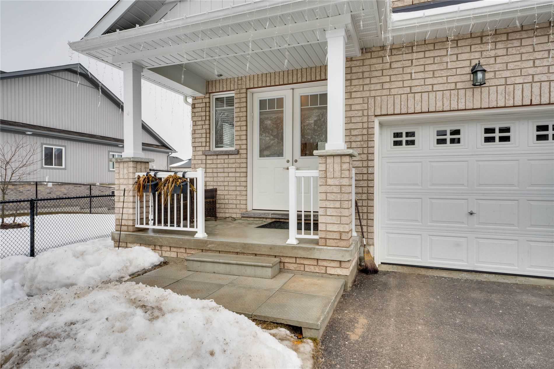 242 Diana Dr