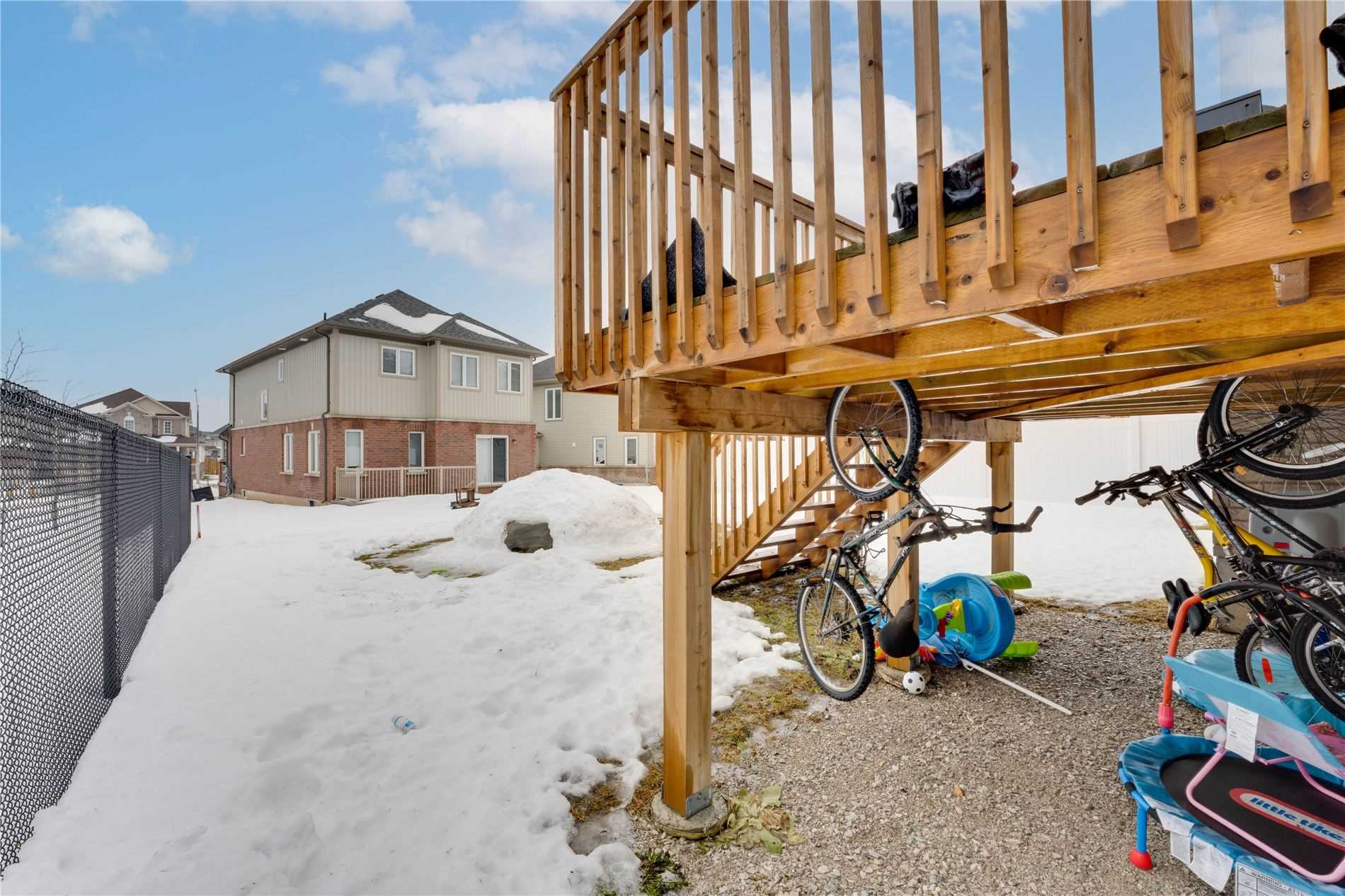 242 Diana Dr