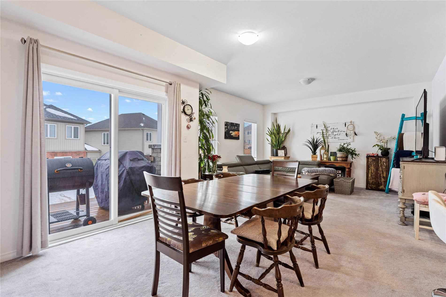 242 Diana Dr