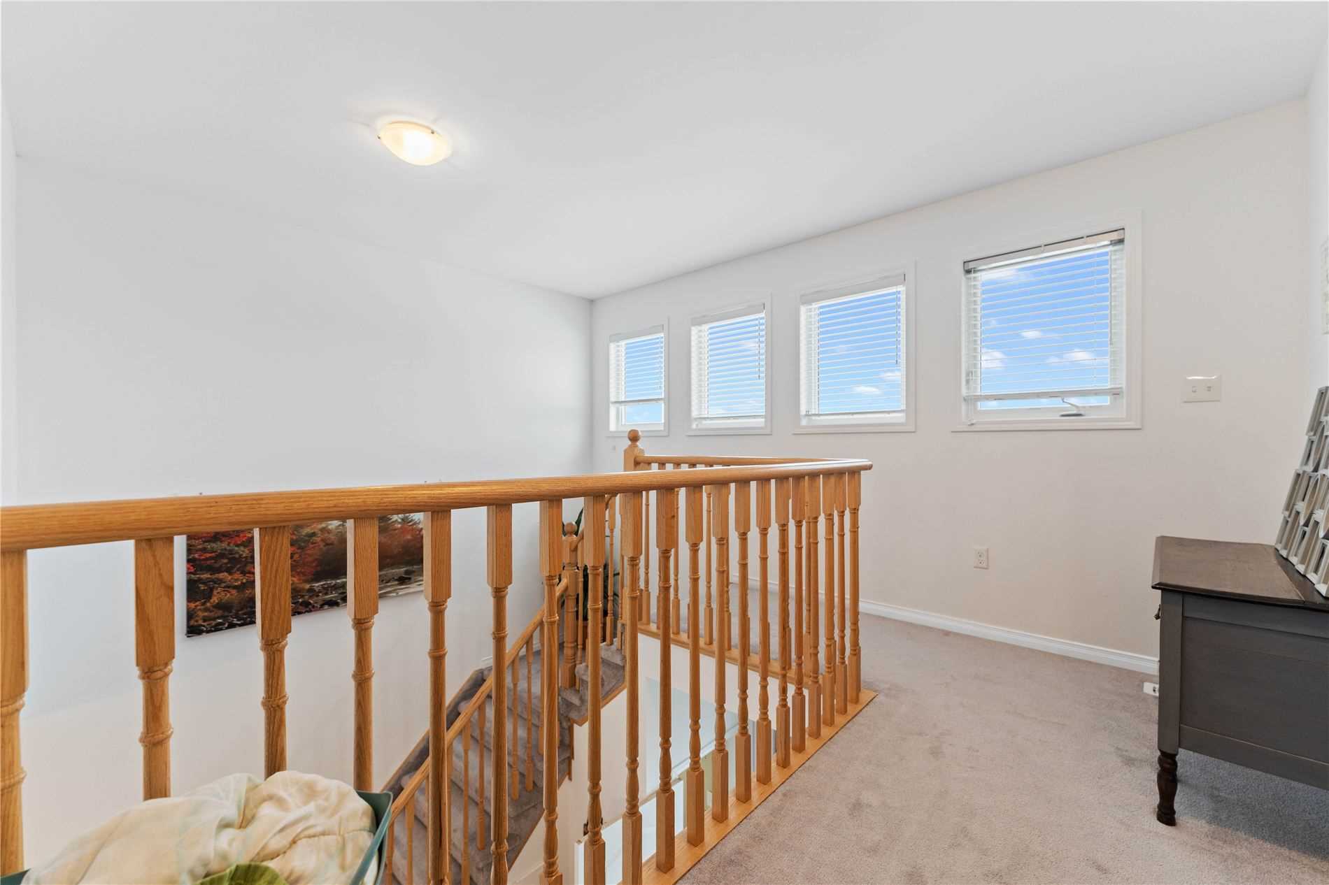 242 Diana Dr