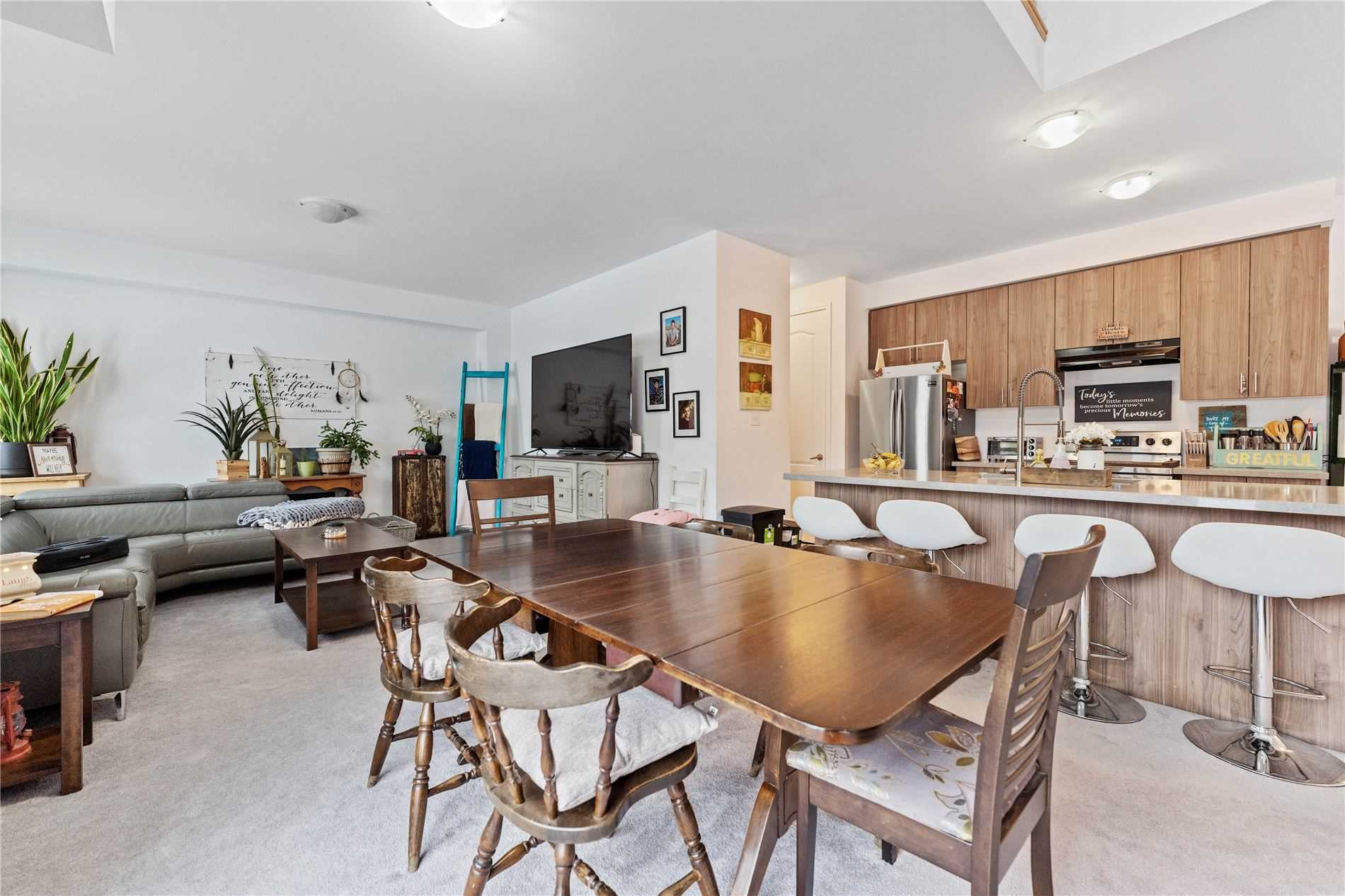 242 Diana Dr