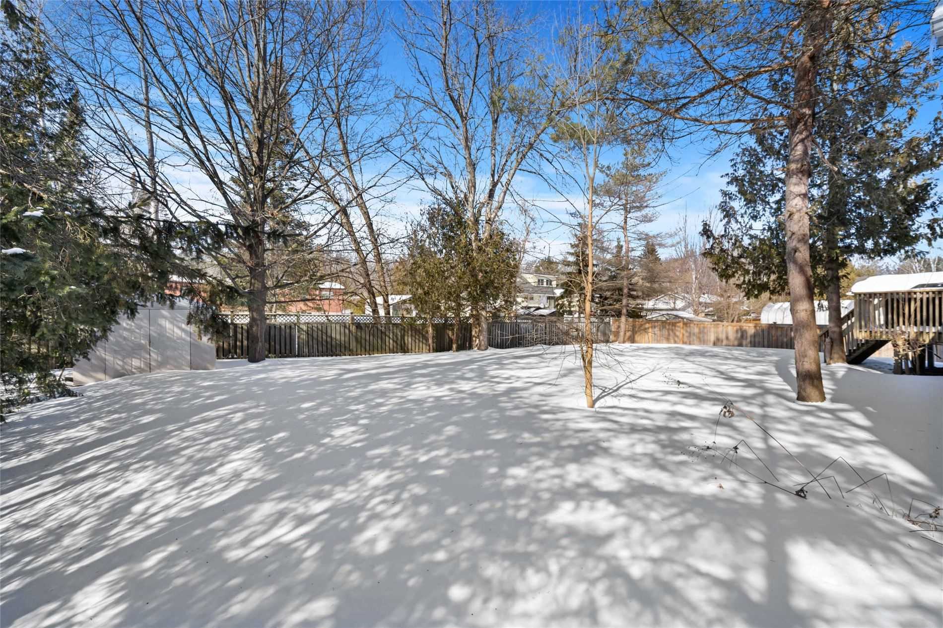 66 Parkside Dr