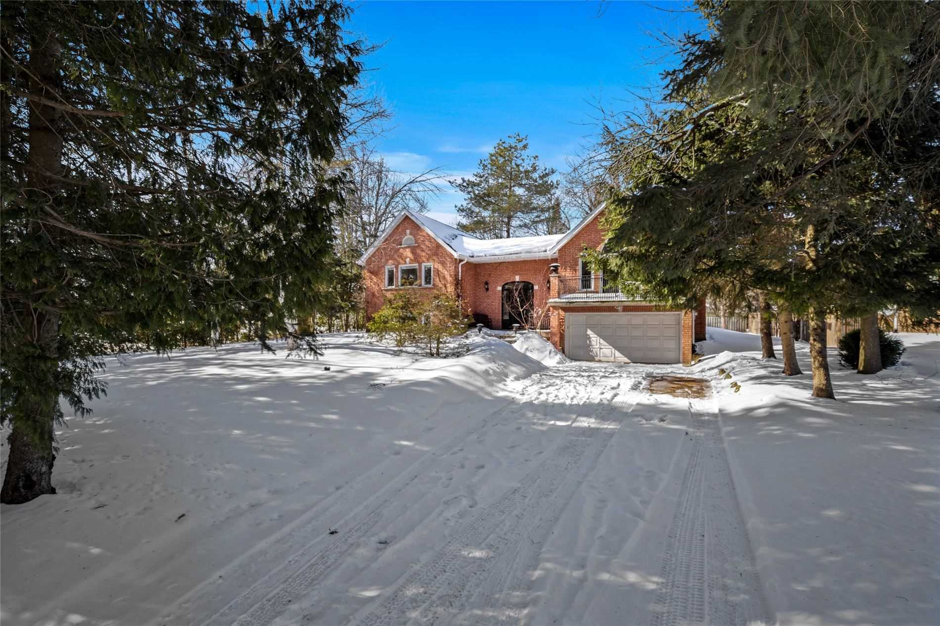 66 Parkside Dr
