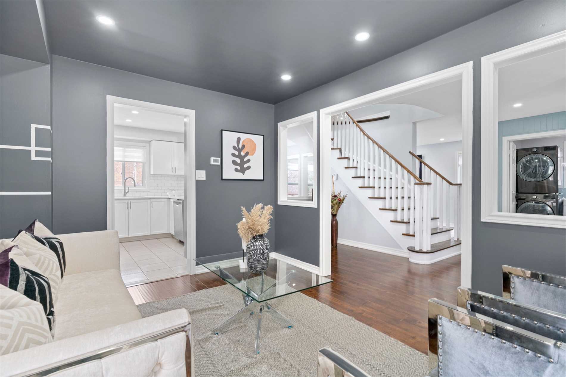 60 Crimson Ridge Rd