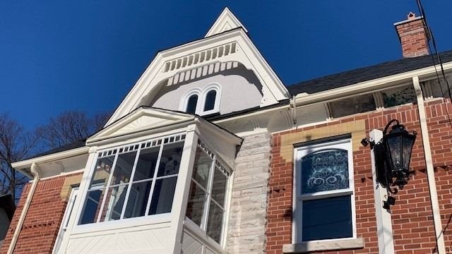 87 Owen St