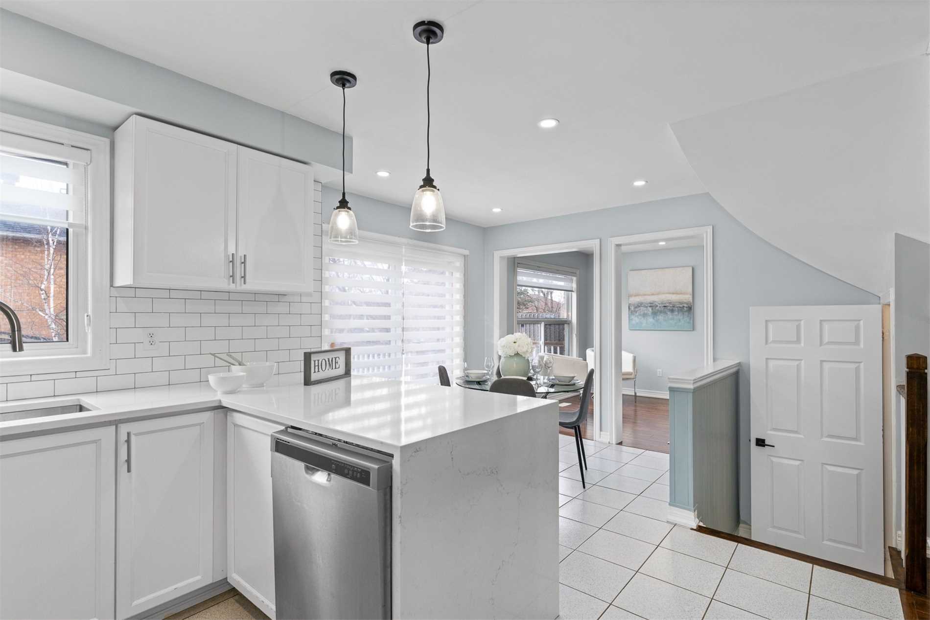 60 Crimson Ridge Rd