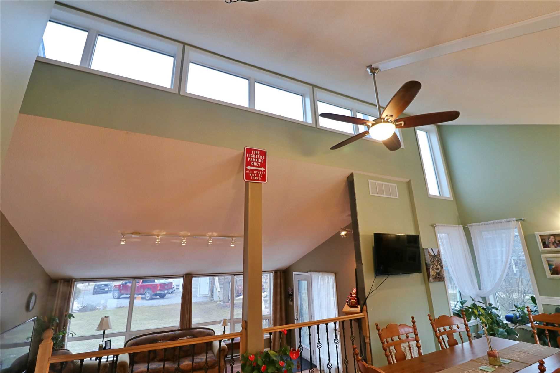 79 Simcoe Rd