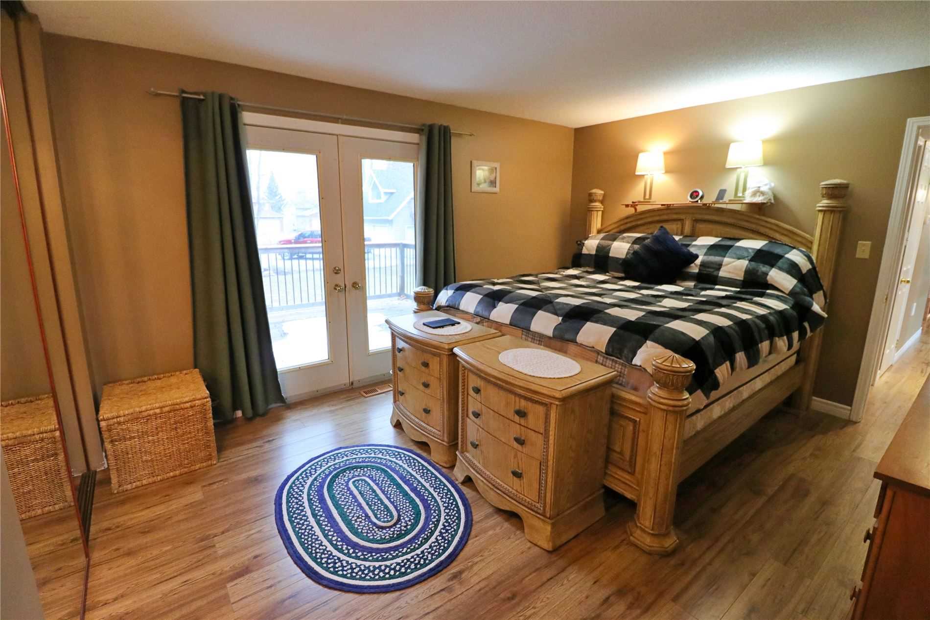 79 Simcoe Rd