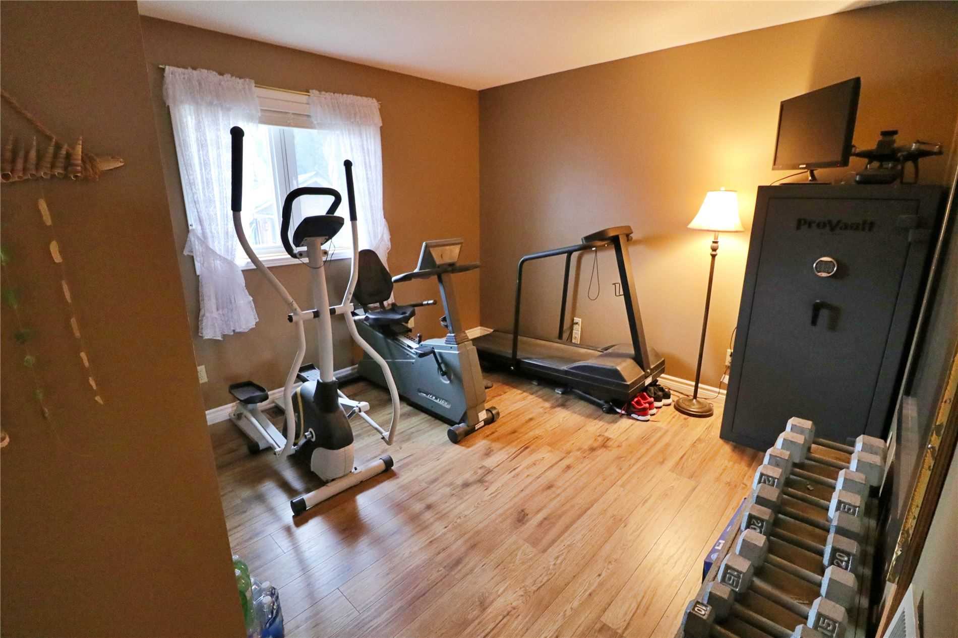 79 Simcoe Rd