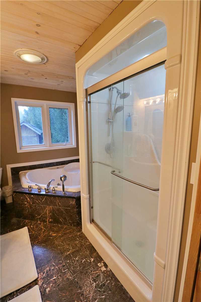 79 Simcoe Rd