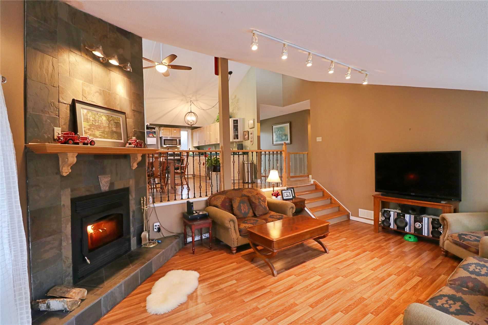 79 Simcoe Rd