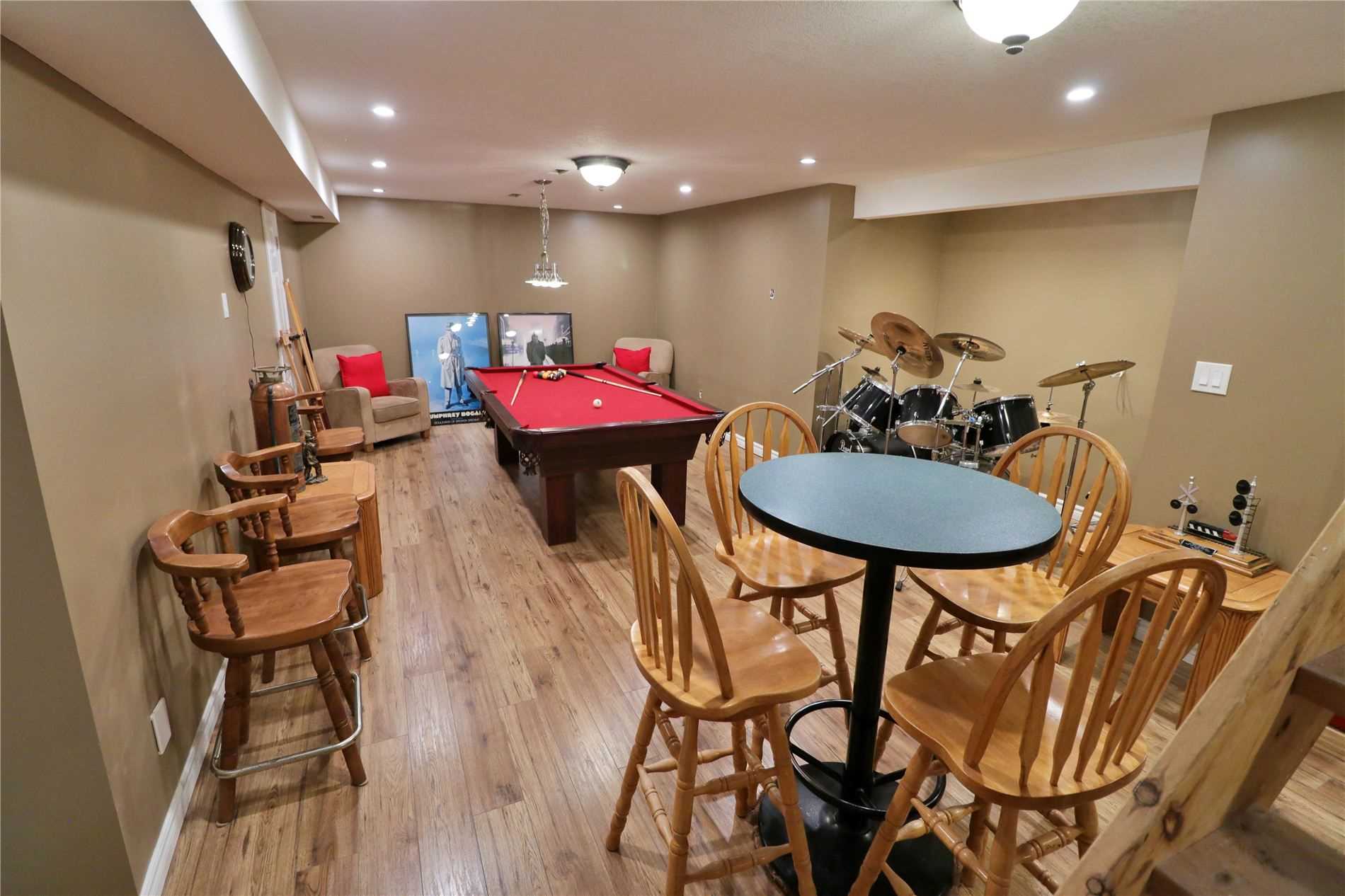 79 Simcoe Rd