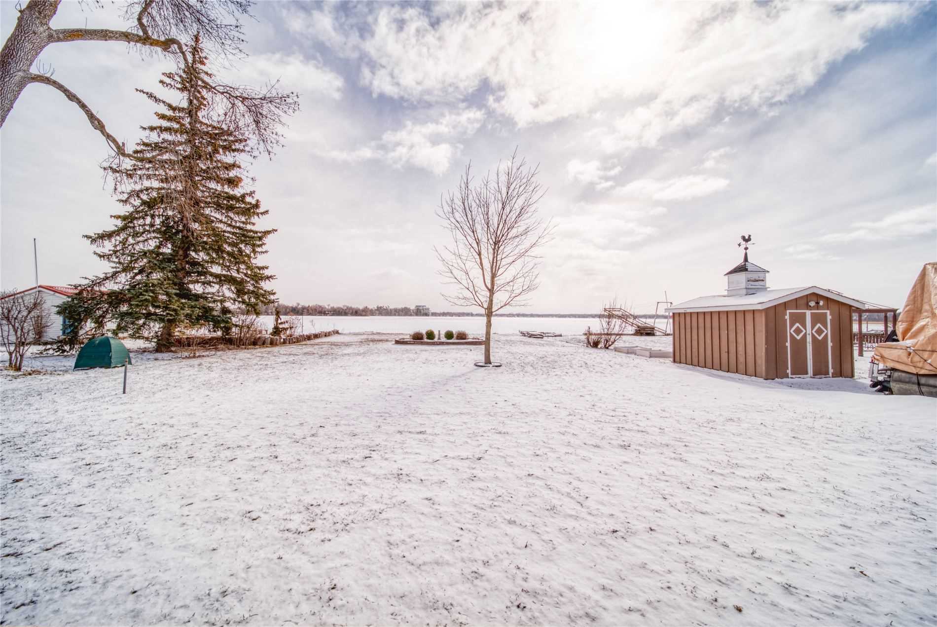 363 Macisaac Dr
