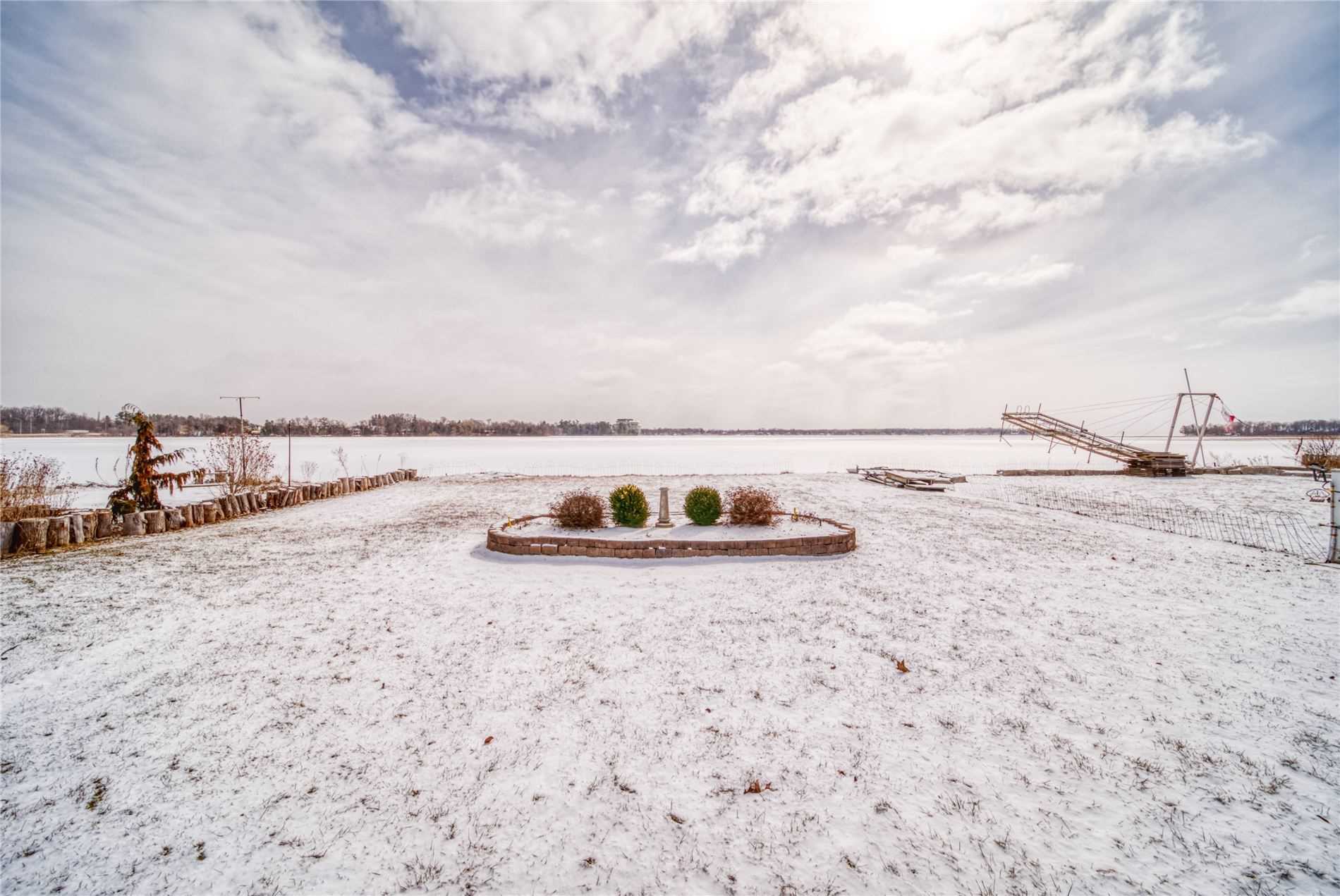 363 Macisaac Dr