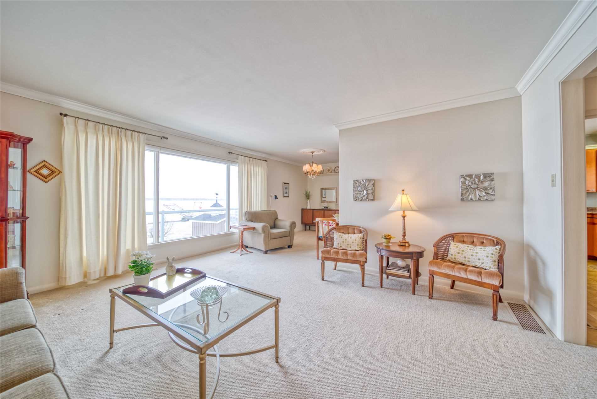 363 Macisaac Dr